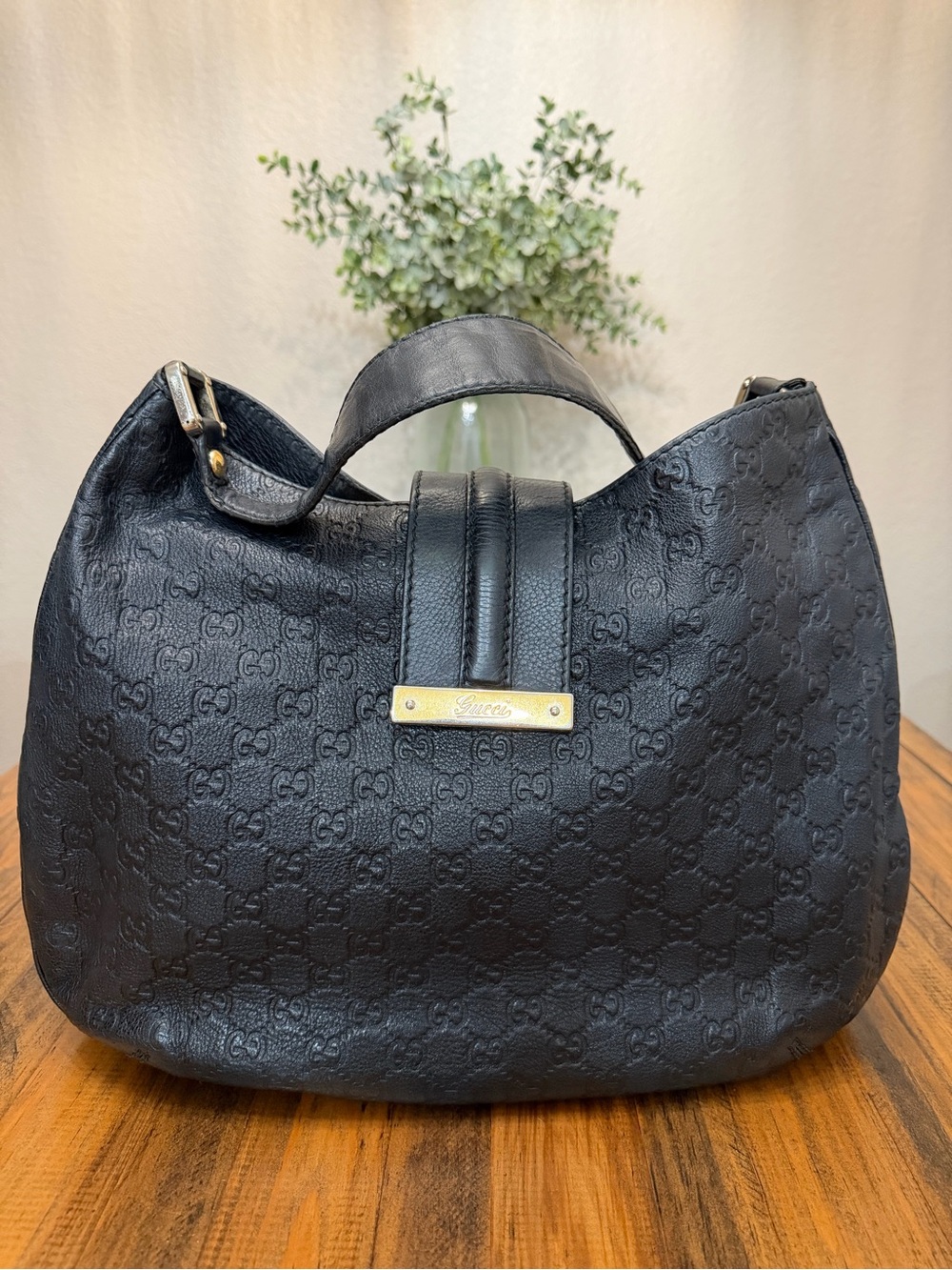 GUCCI Black Leather Signature New Ladies Large